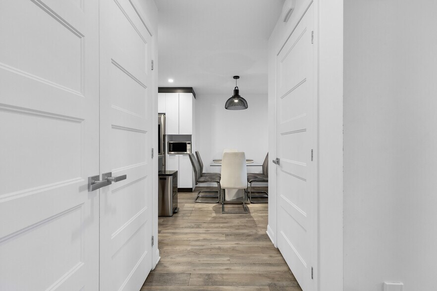 More Photos Of 1611-1615 Rue Godin, Longueuil Apartments For Sale