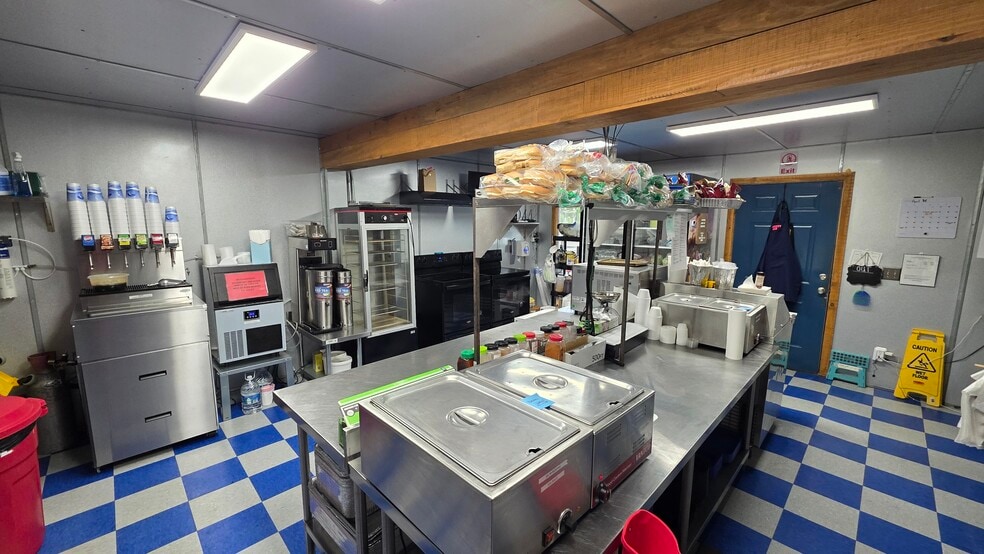 More Photos Of 108 Scenic 7 N Hwy, Ola Restaurant For Sale