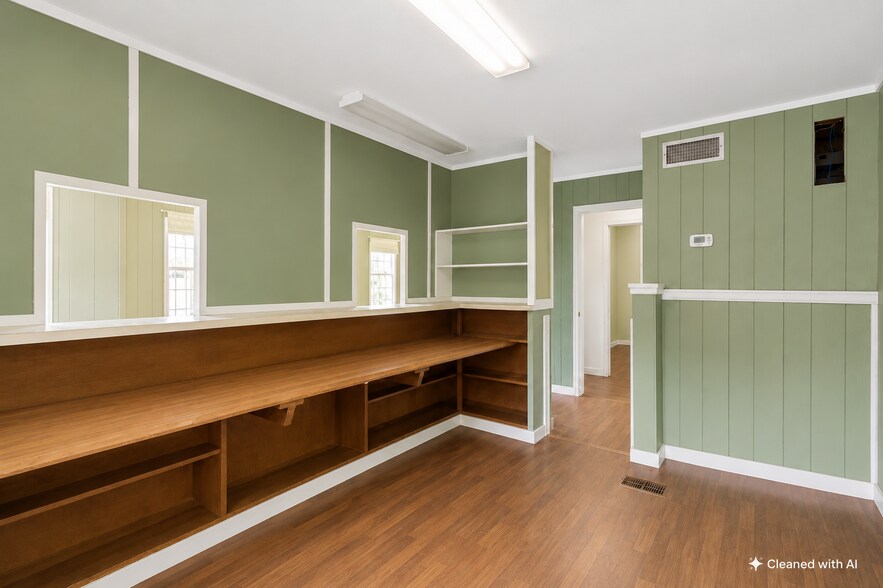 More Photos Of 2507 McCallie Ave, Chattanooga Office Residential For Sale