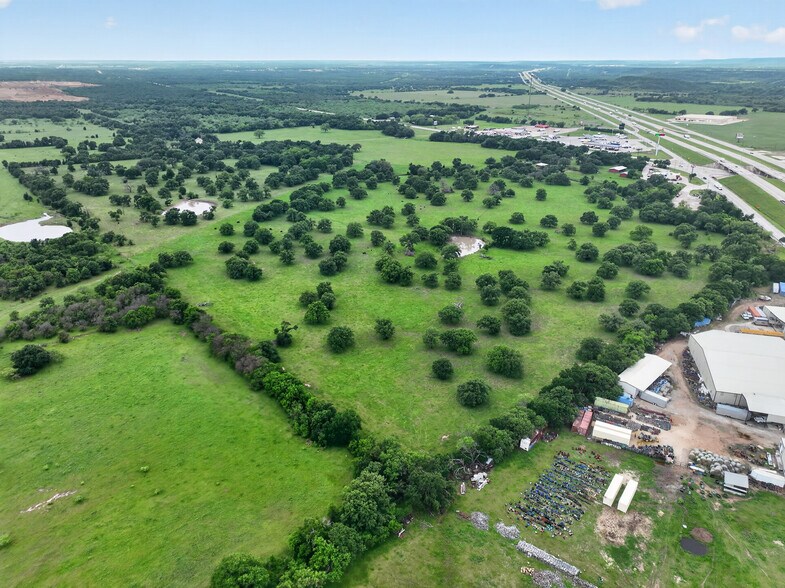 More Photos Of 14145 US-281, Santo Specialty For Sale
