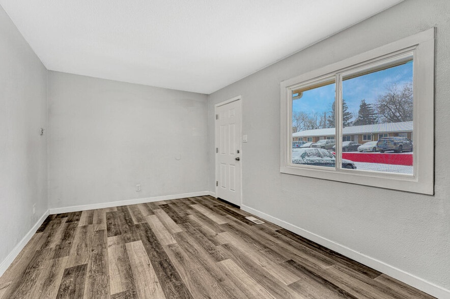 More Photos Of 1512-1518 S Corona Ave, Colorado Springs Apartments For Sale