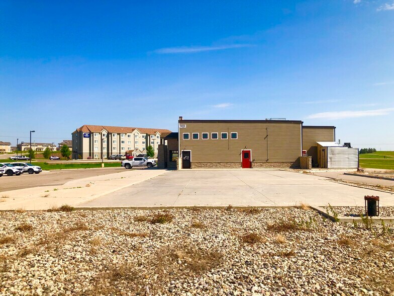 More Photos Of 901 Elm St, Tioga Freestanding For Sale