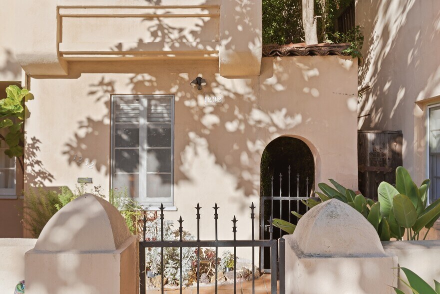 More Photos Of 1232 Smithwood Dr, Los Angeles Apartments For Sale