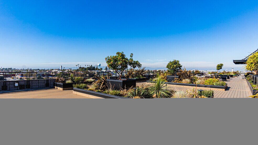 More Photos Of 136-142 Oregon St, El Segundo Research And Development For Lease