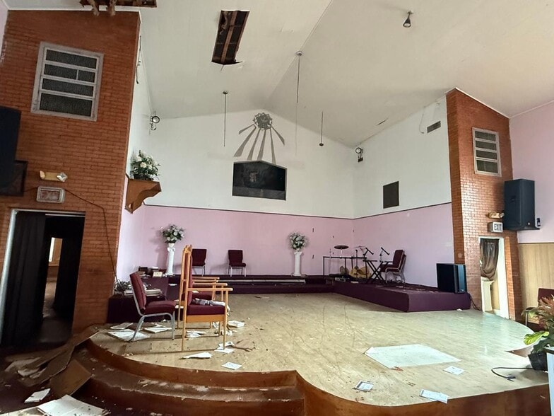 More Photos Of 3524 Lasalle St, New Orleans Religious Facility For Sale