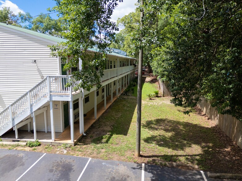 More Photos Of 2501 S Meridian St, Tallahassee Apartments For Sale