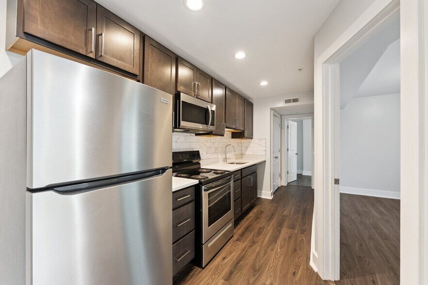 More Photos Of 2822 28th St SE, Washington Apartments For Sale