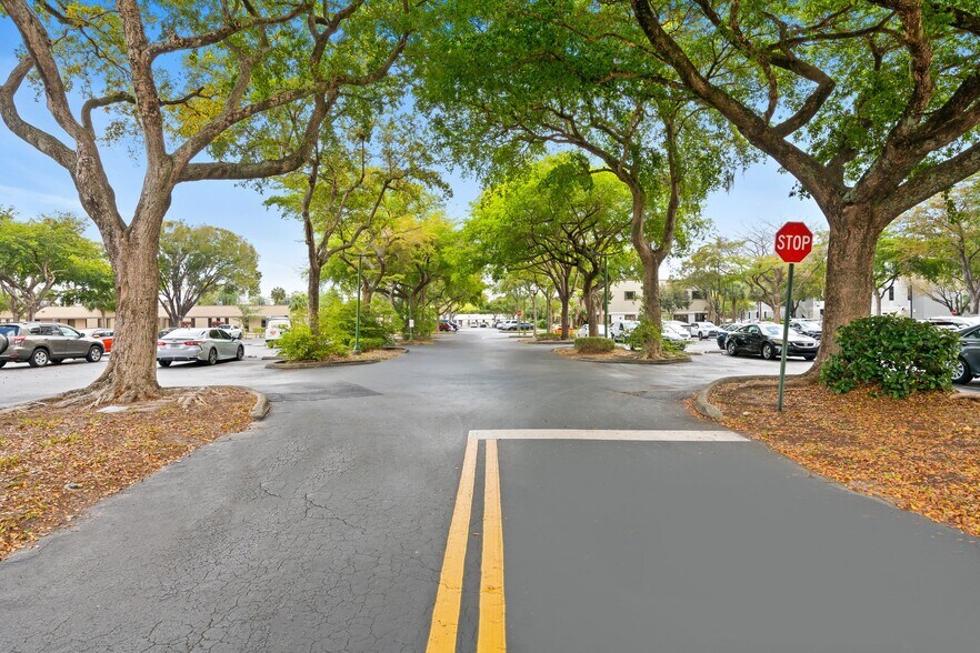 More Photos Of 4800 N State Road 7, Fort Lauderdale Medical For Sale