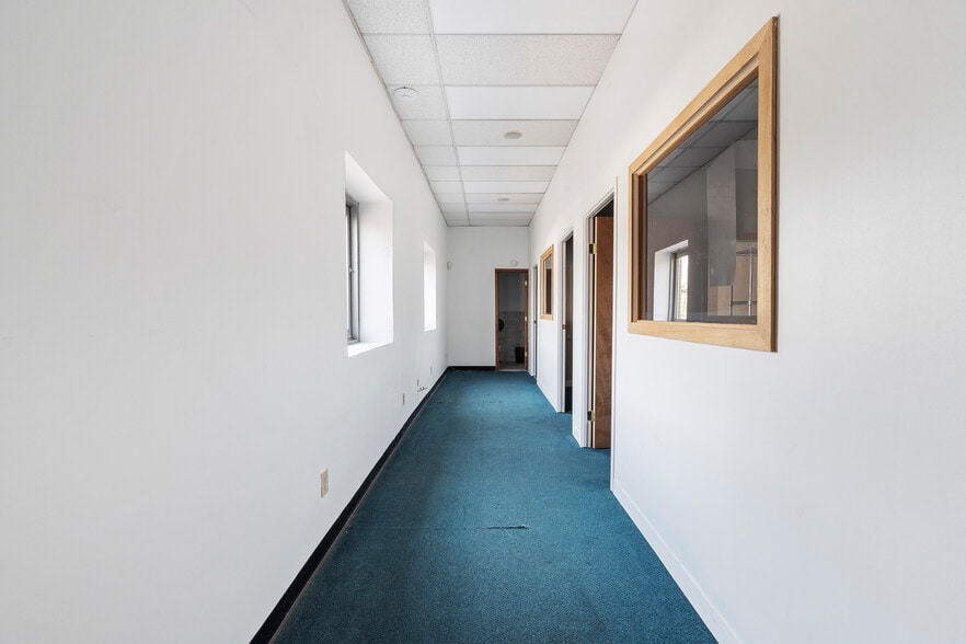 More Photos Of 4865 Arthur Kill Rd, Staten Island Warehouse For Sale