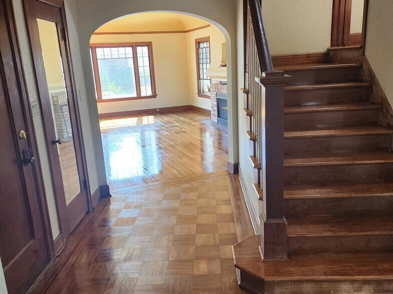 More Photos Of 1397-1407 SE 130th Ave, Portland Apartments For Sale