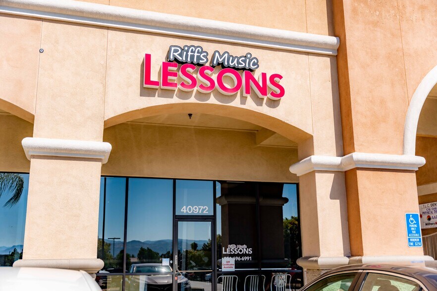 More Photos Of 40930-41090 California Oaks Rd, Murrieta Unknown For Lease