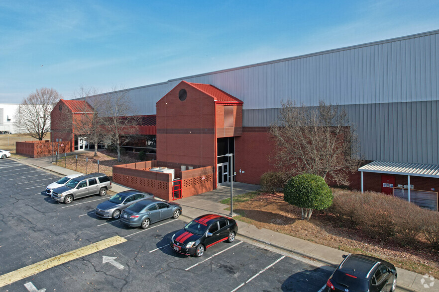 Primary Photo Of 2655 Annapolis Dr, Winston-Salem Distribution For Lease