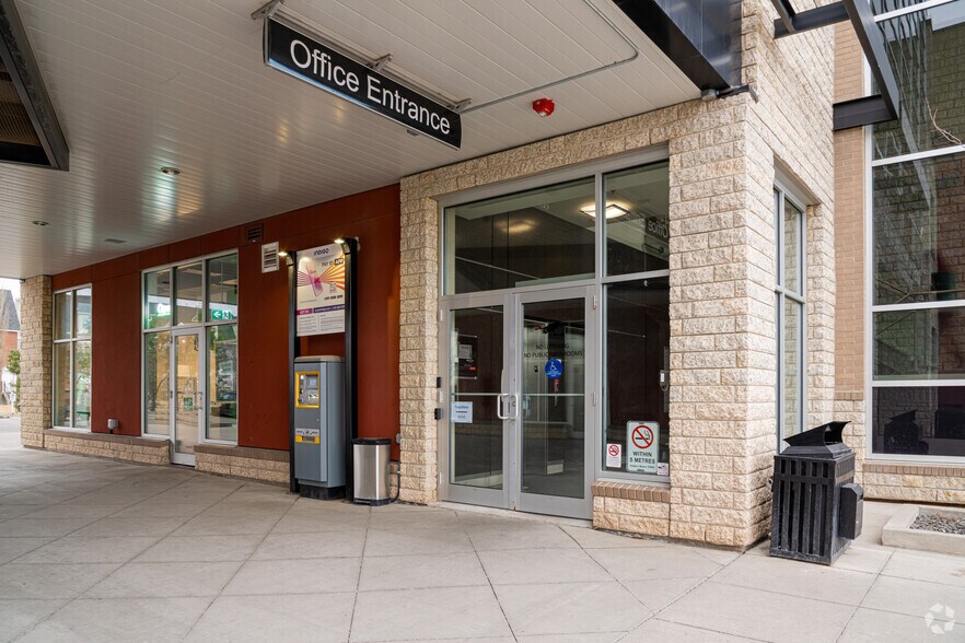 More Photos Of 30 Springborough Blvd SW, Calgary Office For Lease