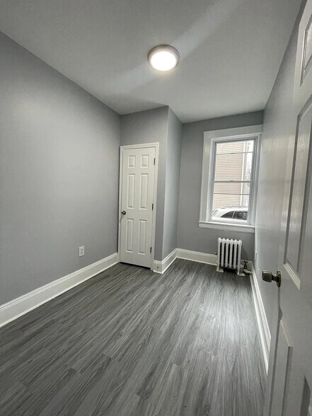More Photos Of 1110 S Wood Ave, Linden Apartments For Sale