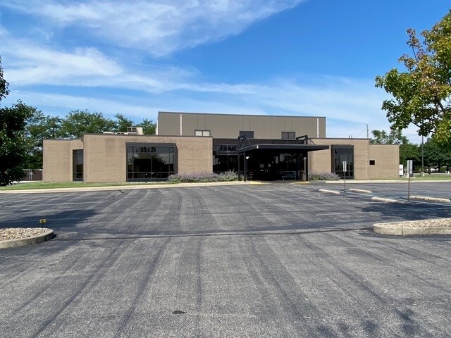 Primary Photo Of 790 Creekview Dr, Columbus Medical For Lease