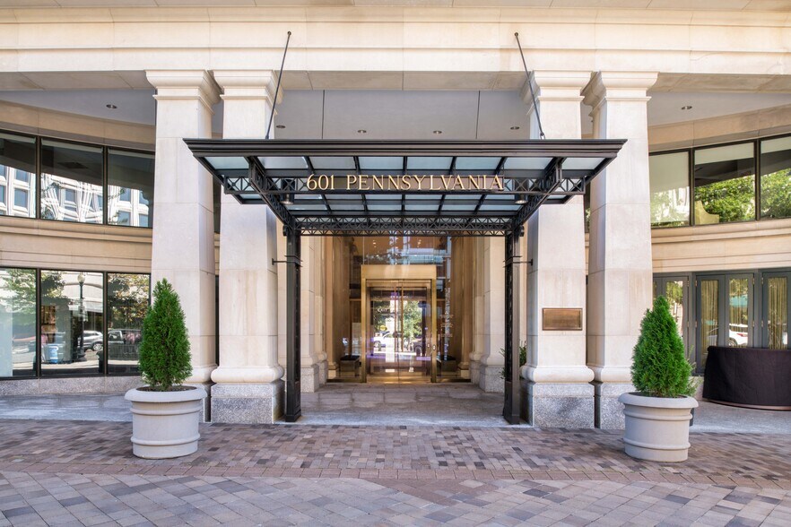 More Photos Of 601 Pennsylvania Ave NW, Washington Office For Lease