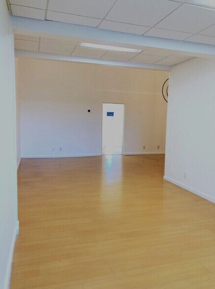More Photos Of 4515 Van Nuys Blvd, Sherman Oaks Office For Lease