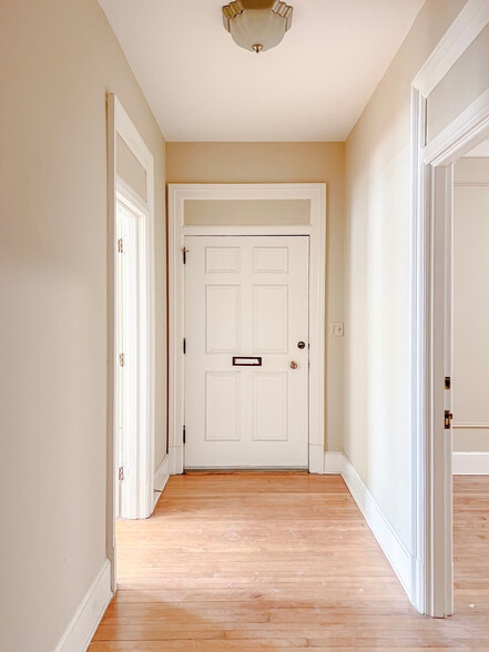 More Photos Of 1521 S Denver Ave, Tulsa Office For Sale