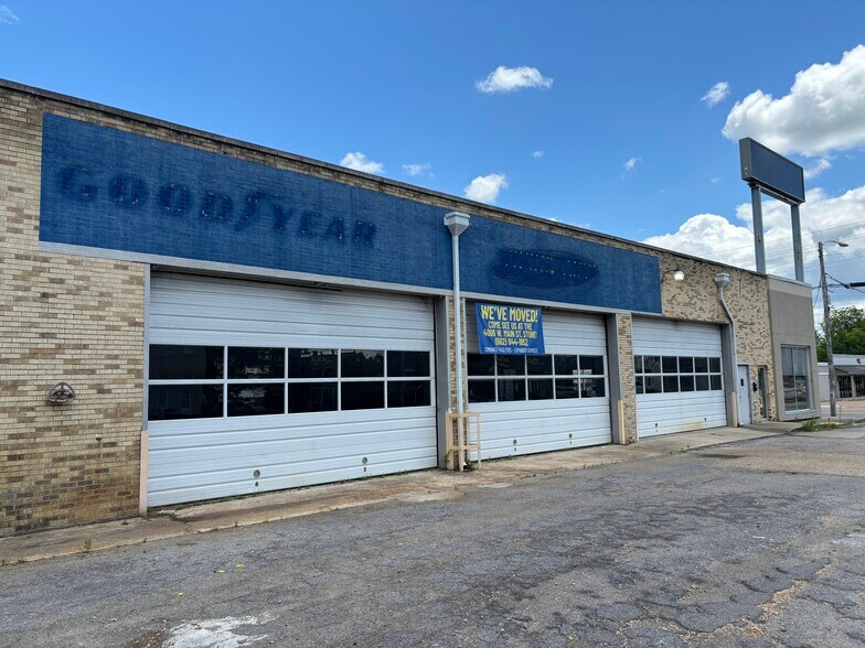 More Photos Of 620 W Main St, Tupelo Freestanding For Sale