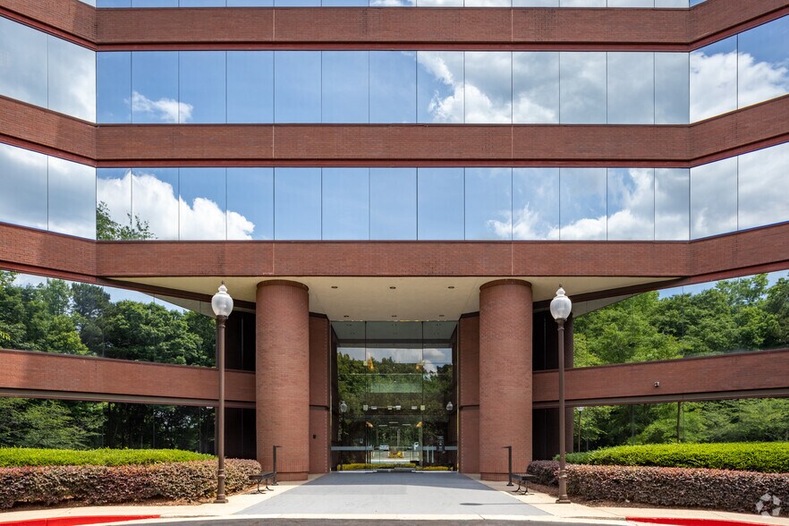 More Photos Of 3295 River Exchange Dr, Peachtree Corners Office For Lease