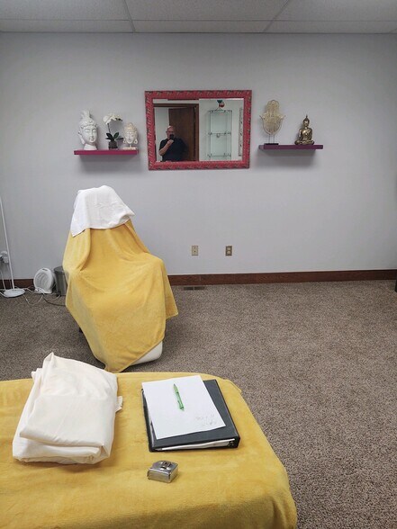 More Photos Of 601 E Seltice St, Post Falls Office For Lease