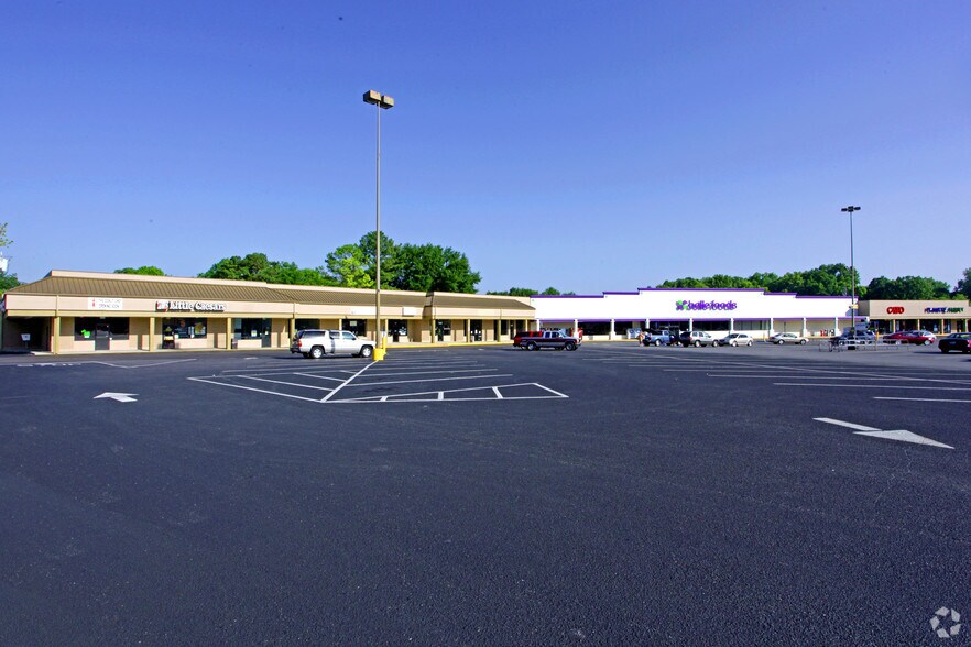 Primary Photo Of 410-679 1st St SW, Alabaster Unknown For Lease