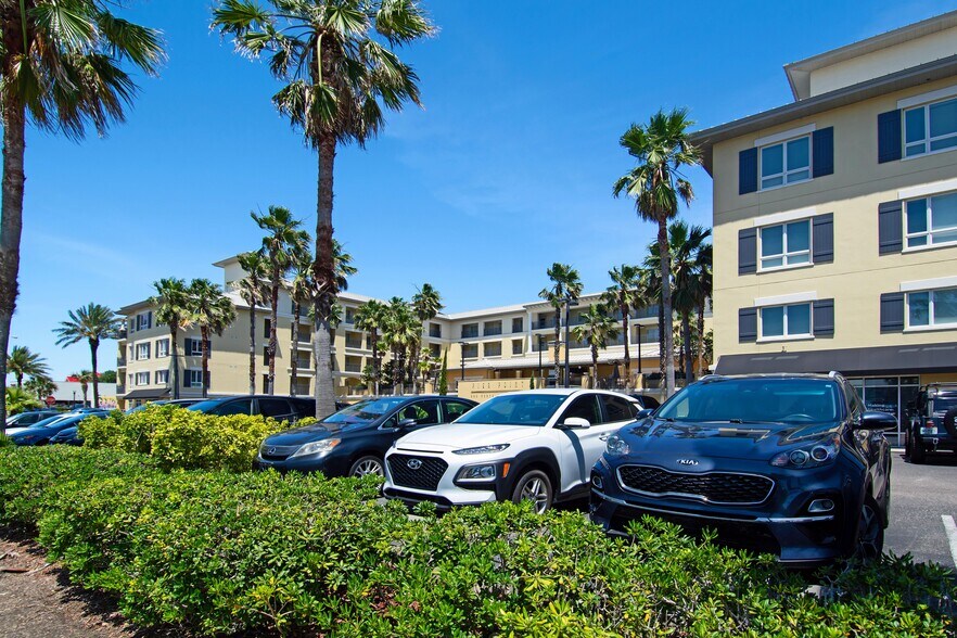 Primary Photo Of 525 3rd St N, Jacksonville Beach Apartments For Lease