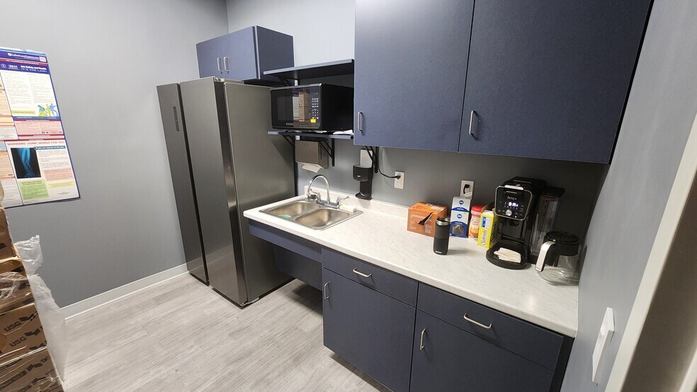 More Photos Of 112-116 N Dixie Hwy, West Palm Beach Medical For Sale