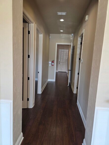 More Photos Of 8508 Precinct Line Rd, Colleyville Office For Lease
