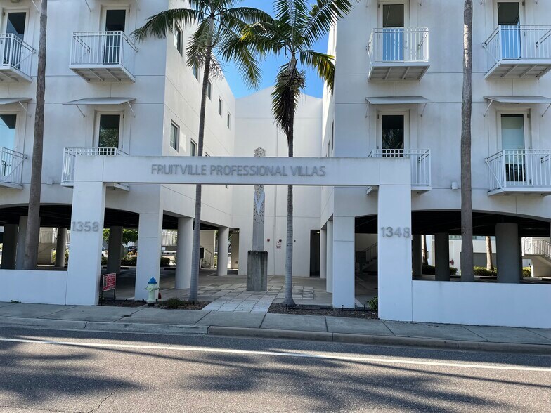 Primary Photo Of 1348-1358 Fruitville Rd, Sarasota Office Residential For Lease