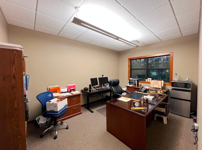 More Photos Of 13760 Bluestem Ct, Baxter Office For Sale