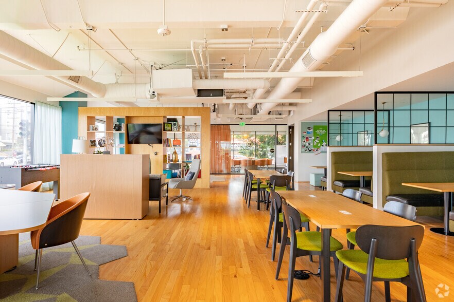 More Photos Of 10100 Venice Blvd, Culver City Loft Creative Space For Lease