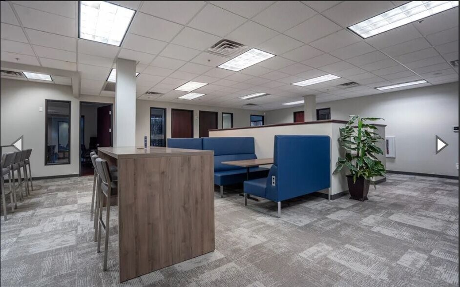 More Photos Of 2450 Saint Rose Pky, Henderson Office For Lease