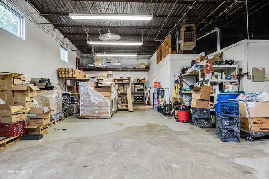 More Photos Of 1036 Sard Ave, Montgomery Warehouse For Lease