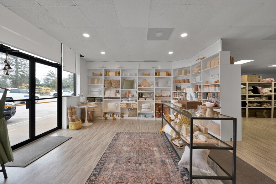 More Photos Of 23233 Snook Ln, Tomball Storefront Retail Office For Lease