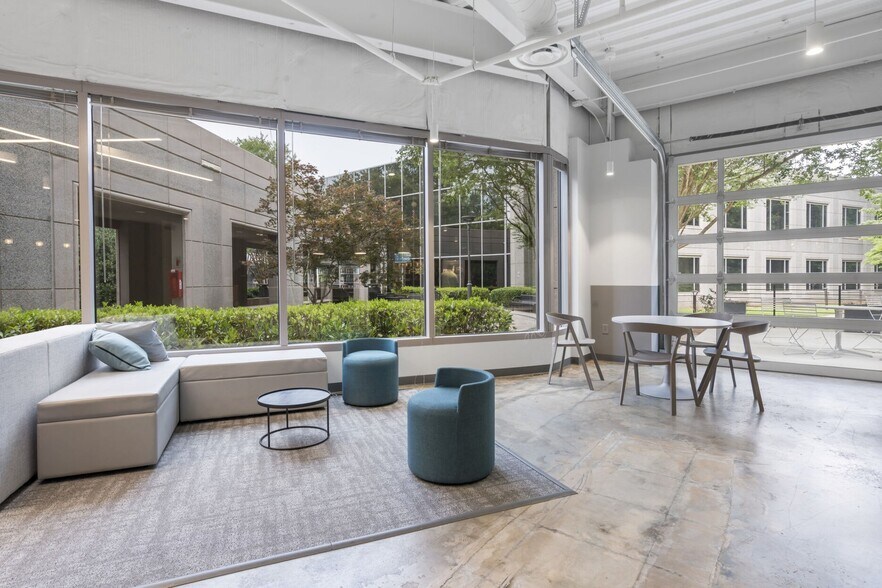 More Photos Of 4100 Wildwood Pky, Atlanta Unknown For Lease