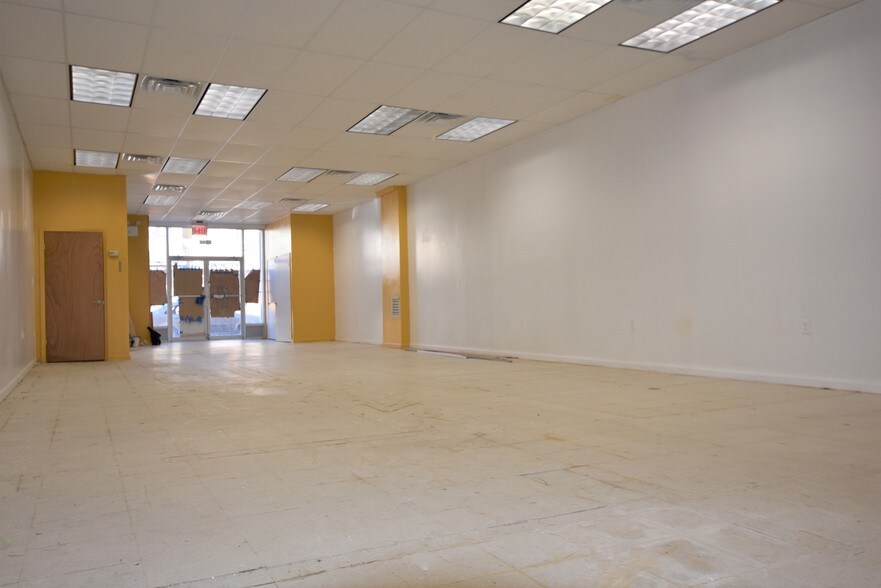 More Photos Of 2150 Beverley Rd, Brooklyn Storefront Retail Residential For Lease