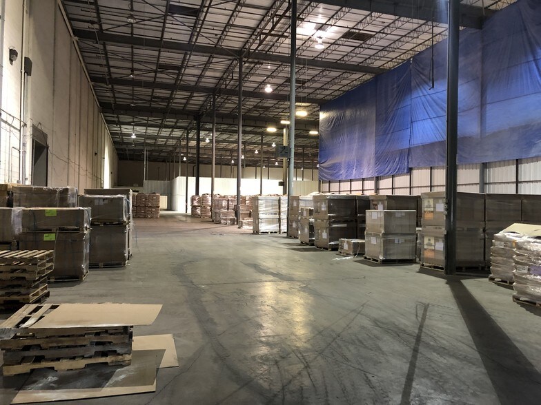 More Photos Of 4714 NE 24th Ave, Amarillo Warehouse For Lease