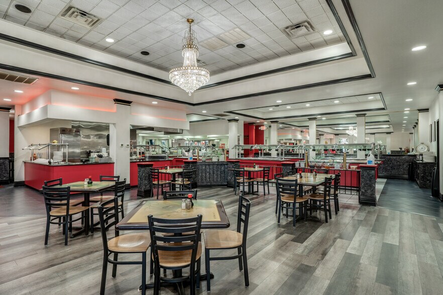 More Photos Of 4516 Maplewood Ave, Wichita Falls General Retail For Sale