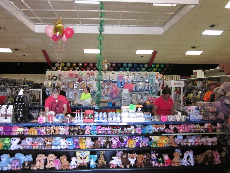 More Photos Of 311 S Range Ave, Denham Springs General Retail For Lease