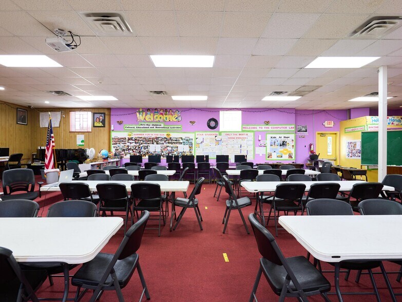 More Photos Of 464 N 9th St, Fort Pierce General Retail For Sale