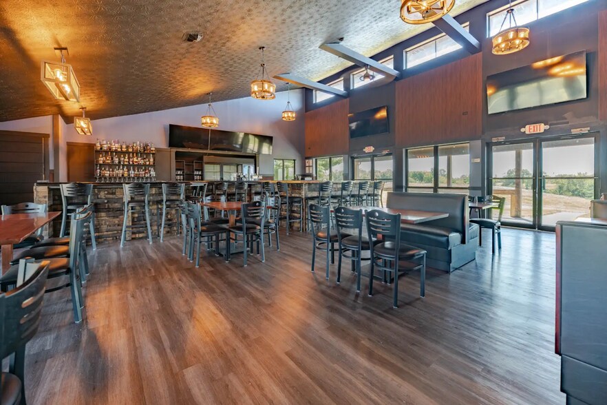 More Photos Of 245 Tanglewood Ct, Taylorsville General Retail For Sale