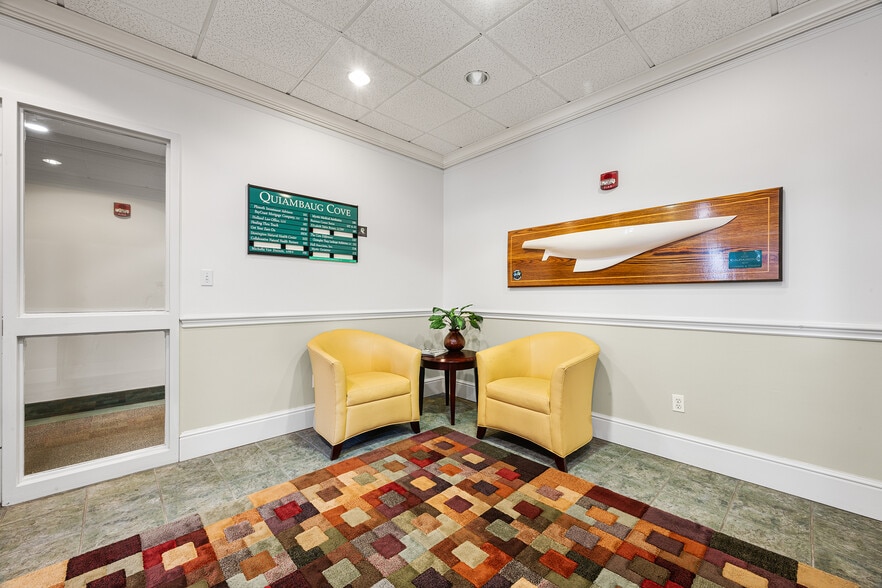 More Photos Of 107 Wilcox Rd, Stonington Loft Creative Space For Lease