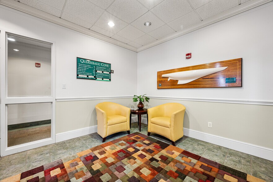 More Photos Of 107 Wilcox Rd, Stonington Loft Creative Space For Lease