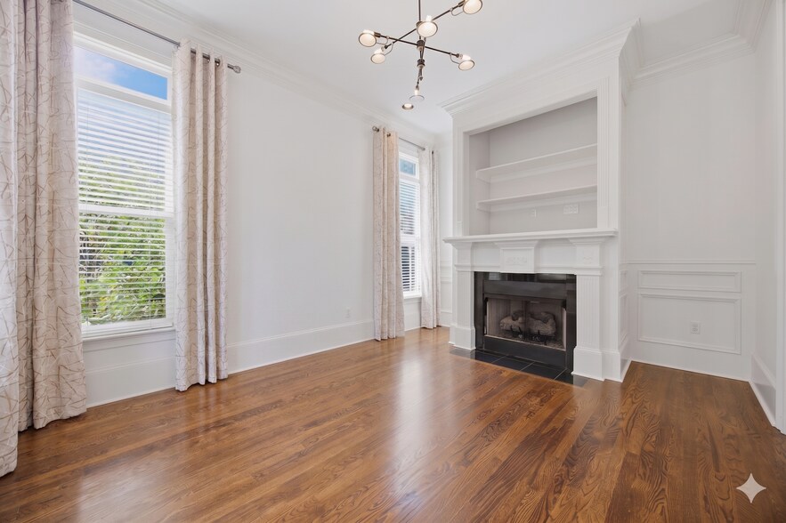 More Photos Of 574 East Ave NE, Atlanta Multifamily For Sale