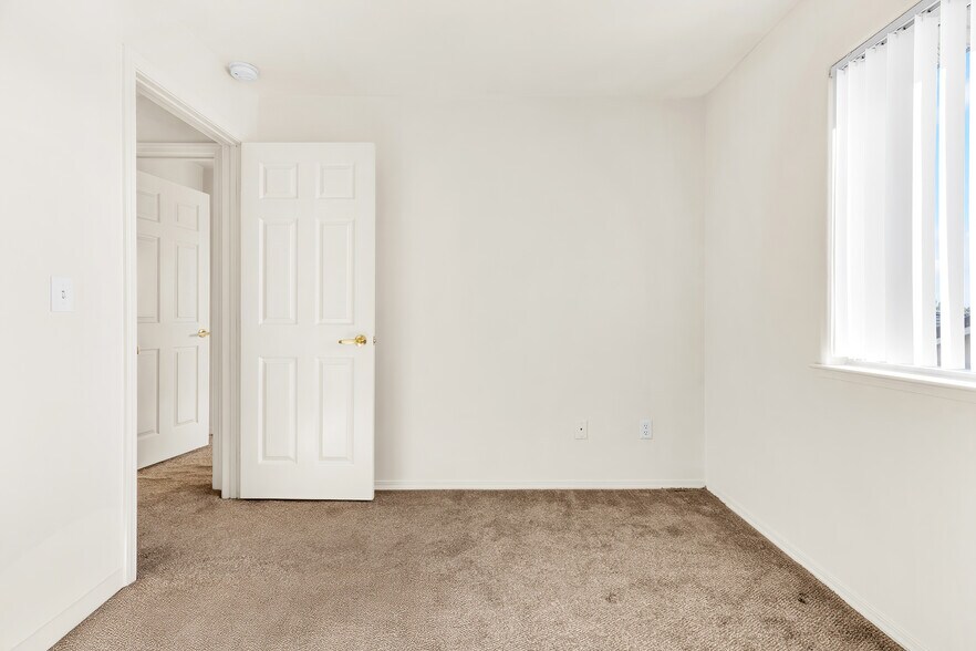 More Photos Of 1832 Merced St, Madera Apartments For Sale