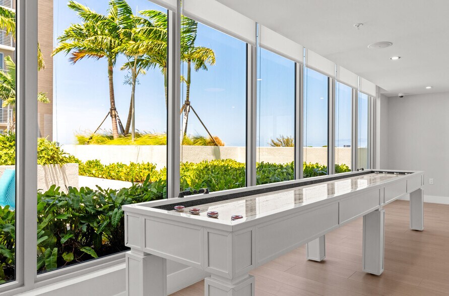 More Photos Of 200 NE 1st Ave, Pompano Beach Apartments For Lease