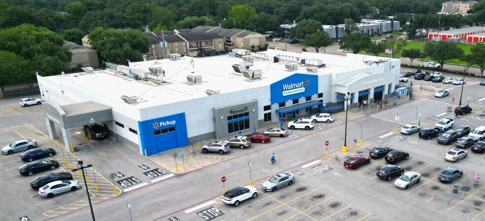 More Photos Of 9700-9730 Hillcroft Ave, Houston Unknown For Lease