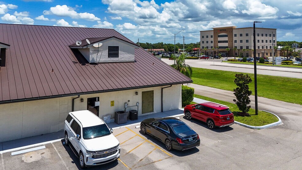 More Photos Of 1713 US Highway 441 N, Okeechobee Medical For Lease