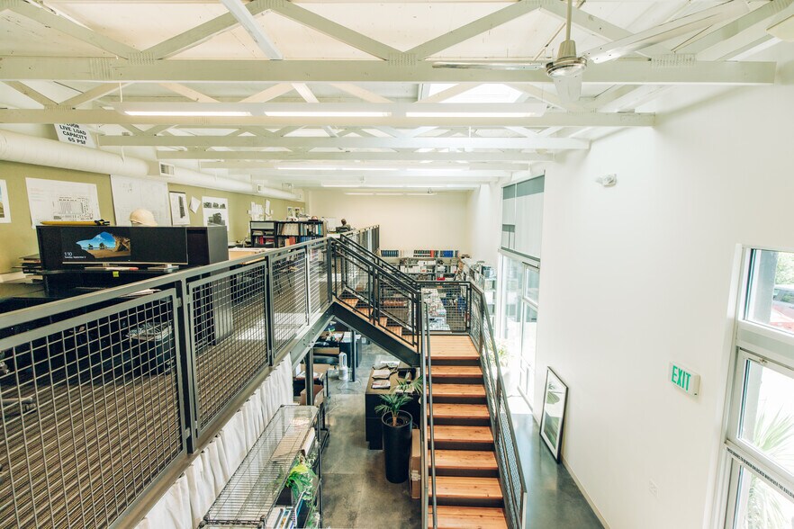 More Photos Of 1313 SE Belmont St, Portland Loft Creative Space For Lease